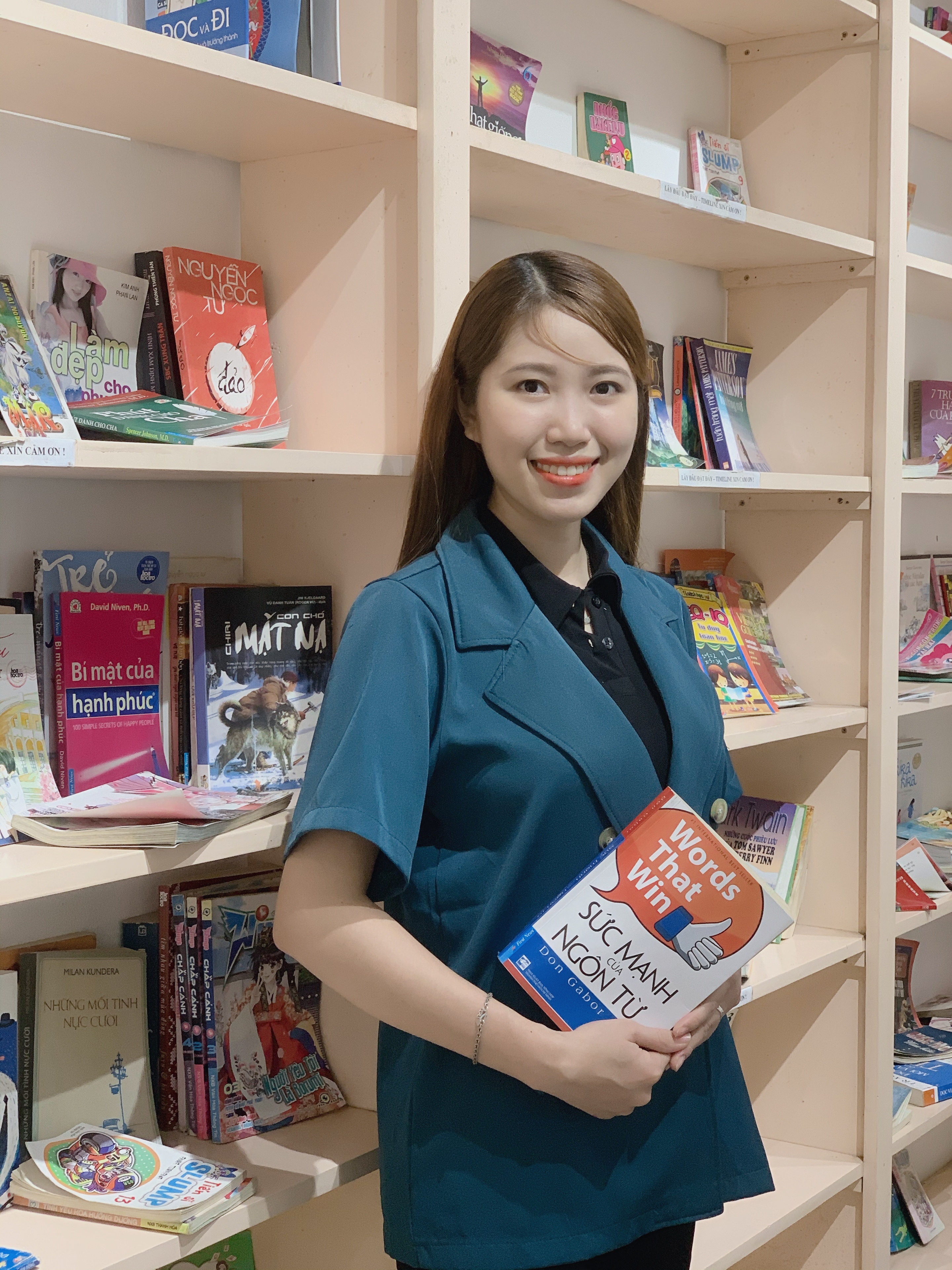 Cô giáo Phạm Thị Thủy Tiên
